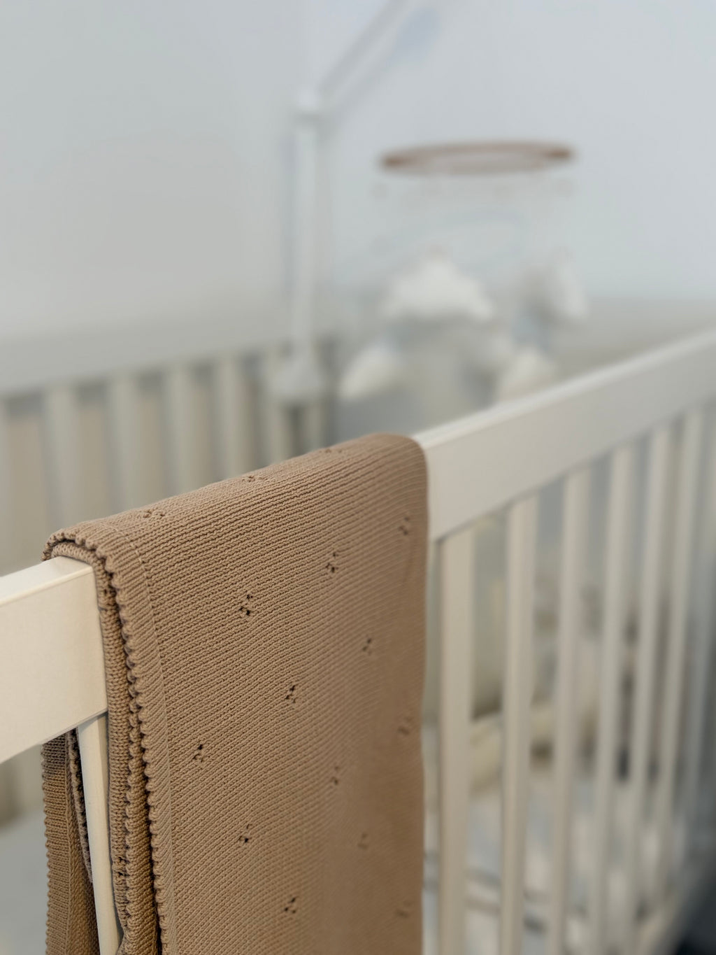 zachte katoenen taupe of beige babydeken